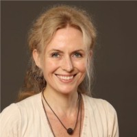 Diona Holst