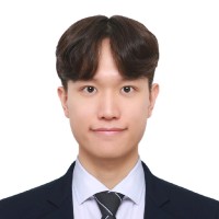김재욱