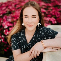 Michelle Davis, Pla