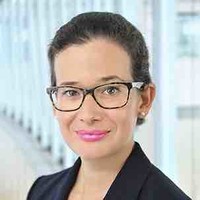 Stephanie Born