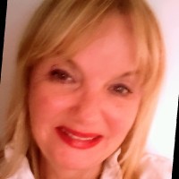 Maxine Tucker