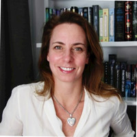 Lucia Larson, LCSW