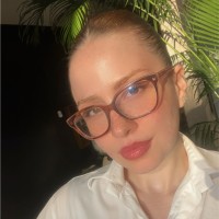 Özge Aksakal