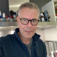 Frank Deutekom, Van