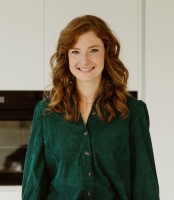 Julie Van den Brande