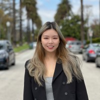 Winnie Lee