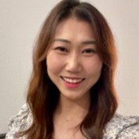 Stephanie Lee