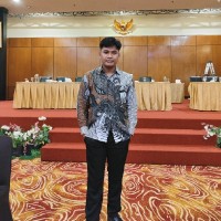Luis Pratama