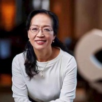 Joan (Huaqiong) Shen