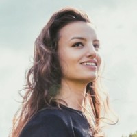 Merel Van Aar