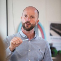 Stephen Davies MIIRSM