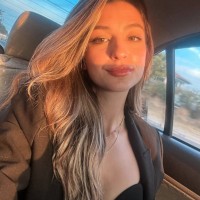 Nahide Efe