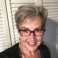 Julie Tracy