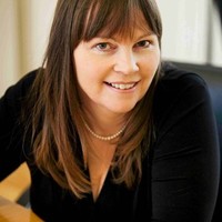 Caroline Heywood BA, FPRII, M Inst D