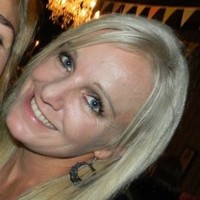 Debbie Gillet