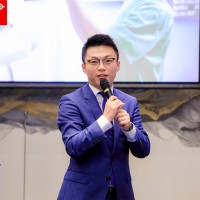 王建业