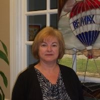 Kathy Hole