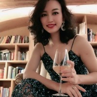 Elaine NG