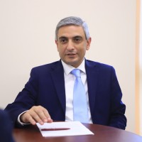Dr. Davit Sahakyan