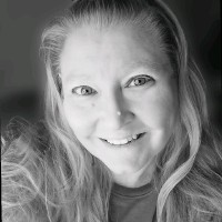 Amy Tow