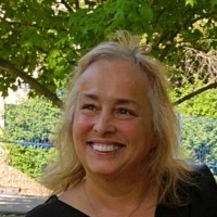 Louise Graham