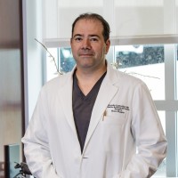 Ricardo Castrellón, Md Facs