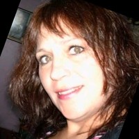 Roseanne Geneau