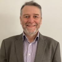 Dr Rónán O'Beirne
