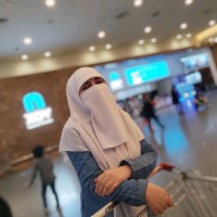 Yasmina Saleh zietoon
