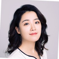 Phoebe (Yansong) Wong