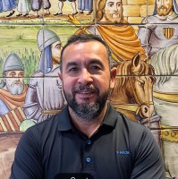Luis Navarro