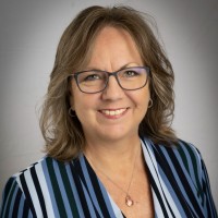 Heather G Eubank