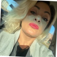 Jenn V