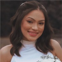 Luara Caroline