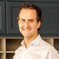 Eduardo Quadros