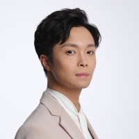 Xiaowei Wang