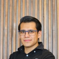 Cesar Bladimirk Valero Flores