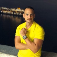 Aaron Castellano Medina