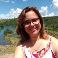 Kênia Cristina Rodrigues