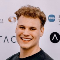 Leander SempellLeander Sempell is an Influencer