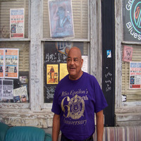 Robert Moman