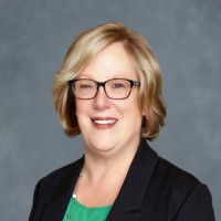 Leslie Carlson