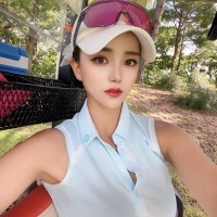 Gwen Zhang