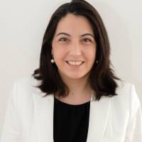 Ana Pizarroso ,.