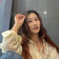 Chloe Song