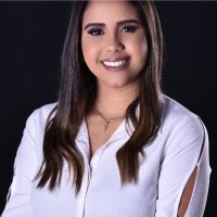 Clara Maria Petersen Teixeira