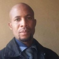 Oscar Sekhwela