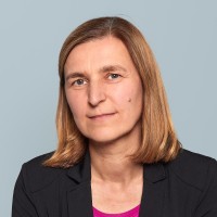 Estera Knaap-Giurgi