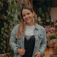 Lisbeth María B.