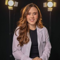 Lara Fernandes